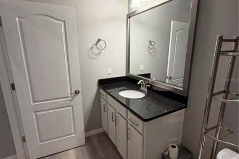 Снять в аренду таунхаус в Тампа, Флорида 11 комнат, 137.5м2, № 2151188 - фото 26