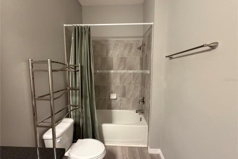 Снять в аренду таунхаус в Тампа, Флорида 11 комнат, 137.5м2, № 2151188 - фото 28