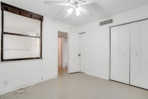 Copropriété à louer à Aventura, Floride: 3 chambres, 123.56 m2 № 1797740 - photo 22