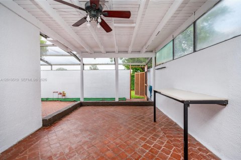 Villa ou maison à louer à Miami, Floride: 3 chambres, 135.45 m2 № 2085571 - photo 20