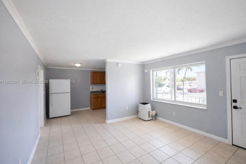 Appartement à louer à Miami, Floride: 1 chambre № 2045213 - photo 3