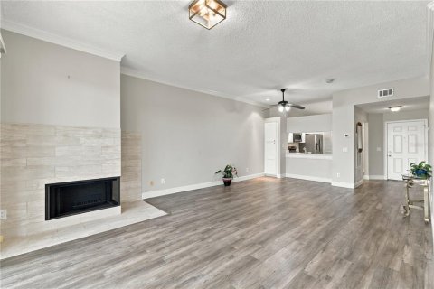 Copropriété à vendre à Lake Mary, Floride: 2 chambres, 108.05 m2 № 2411559 - photo 10