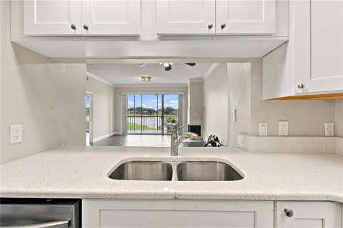 Copropriété à vendre à Lake Mary, Floride: 2 chambres, 108.05 m2 № 2411559 - photo 29