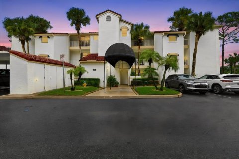Copropriété à vendre à Lake Mary, Floride: 2 chambres, 108.05 m2 № 2411559 - photo 2