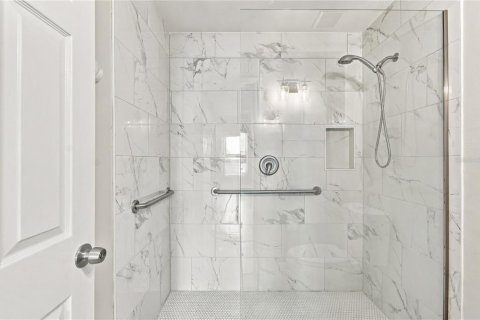 Copropriété à vendre à Lake Mary, Floride: 2 chambres, 108.05 m2 № 2411559 - photo 21