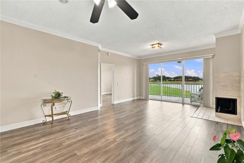 Copropriété à vendre à Lake Mary, Floride: 2 chambres, 108.05 m2 № 2411559 - photo 7