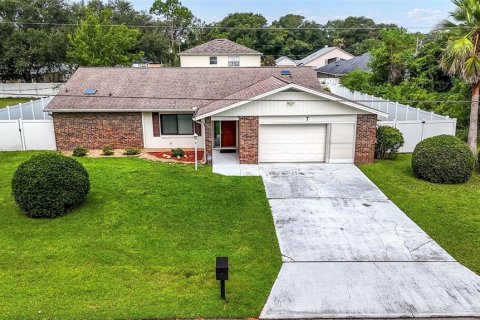 House in Palm Coast, Florida 4 bedrooms, 193.33 sq.m. № 2258440
