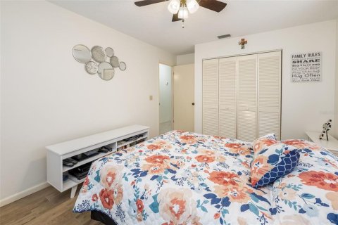 House in Palm Coast, Florida 4 bedrooms, 193.33 sq.m. № 2258440 - photo 21