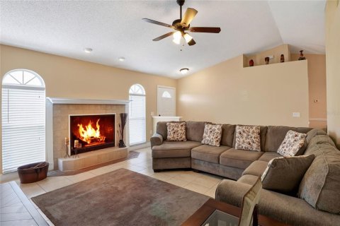 Casa en venta en Lakeland, Florida, 3 dormitorios, 154.68 m2 № 2210253 - foto 6