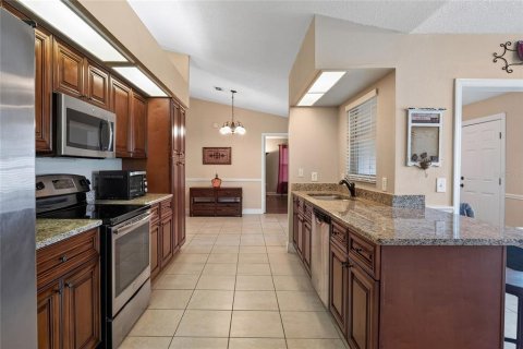 Casa en venta en Lakeland, Florida, 3 dormitorios, 154.68 m2 № 2210253 - foto 9