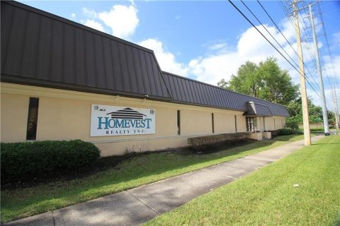 Propiedad comercial en alquiler en Orlando, Florida, 471.57 m2 № 1282968 - foto 1