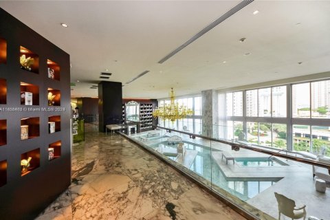 Condominio en alquiler en Miami, Florida, 2 dormitorios, 153.66 m2 № 2253080 - foto 20