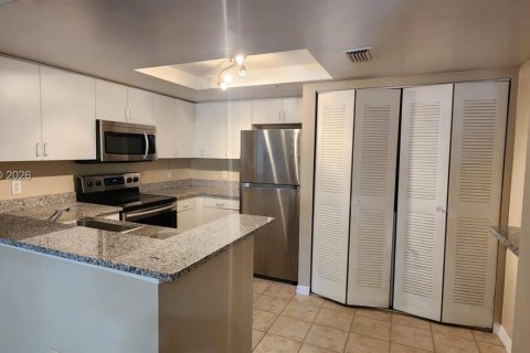 Condo in West Palm Beach, Florida, 1 bedroom  № 2040027