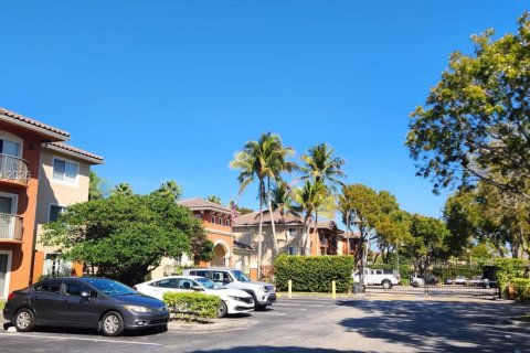 Condo in West Palm Beach, Florida, 1 bedroom  № 2040027 - photo 10