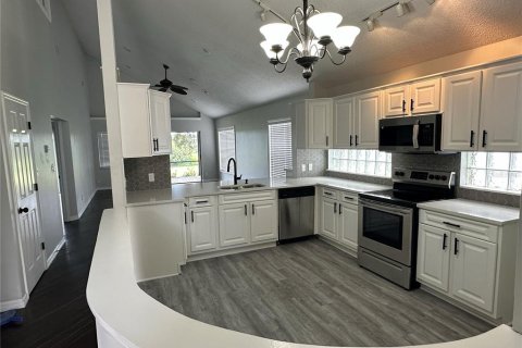 Casa en venta en Apopka, Florida, 3 dormitorios, 153.94 m2 № 1908143 - foto 3