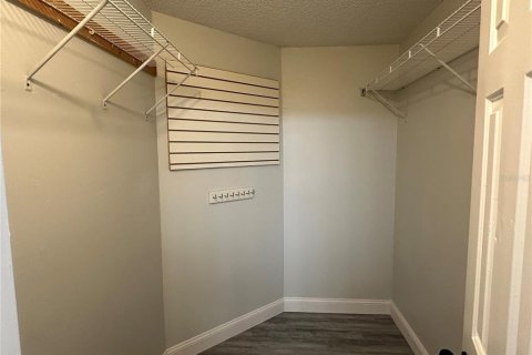 Casa en venta en Apopka, Florida, 3 dormitorios, 153.94 m2 № 1908143 - foto 11