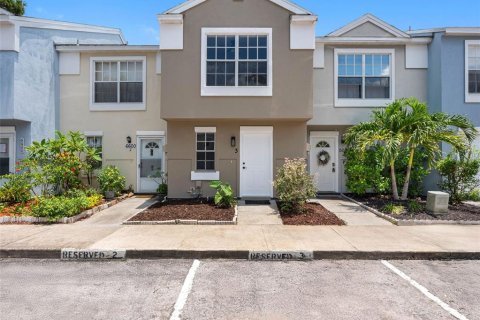 Adosado en venta en Largo, Florida, 2 dormitorios, 103.86 m2 № 1905266 - foto 1