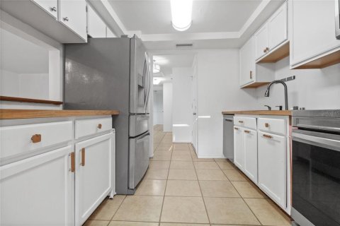 Villa ou maison à vendre à Holiday, Floride: 2 chambres, 105.91 m2 № 1907042 - photo 18