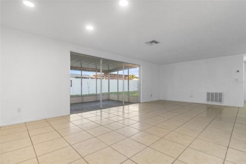 Villa ou maison à vendre à Holiday, Floride: 2 chambres, 105.91 m2 № 1907042 - photo 24