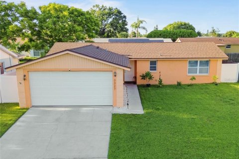 Villa ou maison à vendre à Holiday, Floride: 2 chambres, 105.91 m2 № 1907042 - photo 1