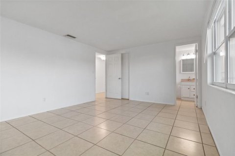 Villa ou maison à vendre à Holiday, Floride: 2 chambres, 105.91 m2 № 1907042 - photo 14