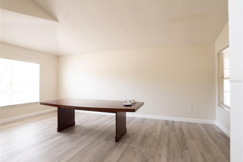 House in Orlando, Florida 3 bedrooms, 167.41 sq.m. № 1774944 - photo 7