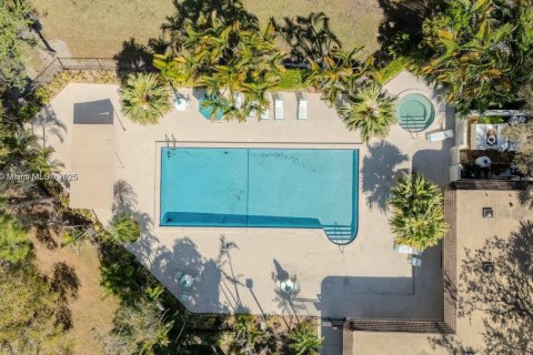 Condo in Tamarac, Florida, 2 bedrooms  № 1697387 - photo 29