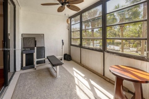 Condo in Tamarac, Florida, 2 bedrooms  № 1697387 - photo 26