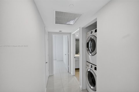 Copropriété à vendre à Miami, Floride: 2 chambres, 117.89 m2 № 1925220 - photo 30