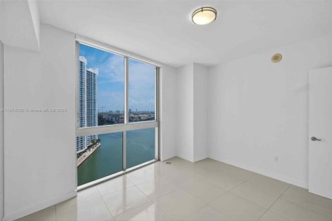 Copropriété à vendre à Miami, Floride: 2 chambres, 117.89 m2 № 1925220 - photo 25