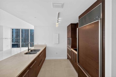 Copropriété à vendre à Miami, Floride: 2 chambres, 117.89 m2 № 1925220 - photo 8
