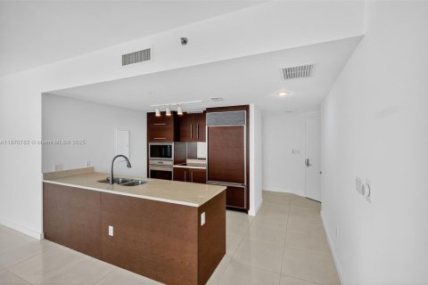 Copropriété à vendre à Miami, Floride: 2 chambres, 117.89 m2 № 1925220 - photo 9