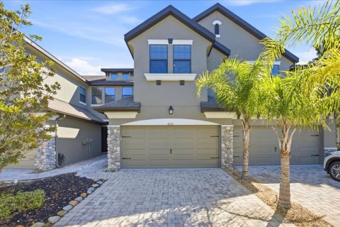 Touwnhouse à vendre à Wesley Chapel, Floride: 3 chambres, 162.39 m2 № 2429109 - photo 2