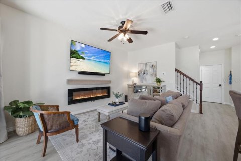 Touwnhouse à vendre à Wesley Chapel, Floride: 3 chambres, 162.39 m2 № 2429109 - photo 14