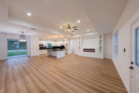 Villa ou maison à vendre à Dunnellon, Floride: 4 chambres, 186.83 m2 № 1911733 - photo 2