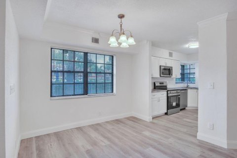 Condo in Boca Raton, Florida, 3 bedrooms  № 2081456 - photo 13