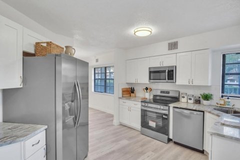 Condo in Boca Raton, Florida, 3 bedrooms № 2081456