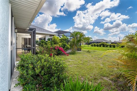 House in Rotonda, Florida 3 bedrooms, 126.9 sq.m. № 1760556 - photo 25