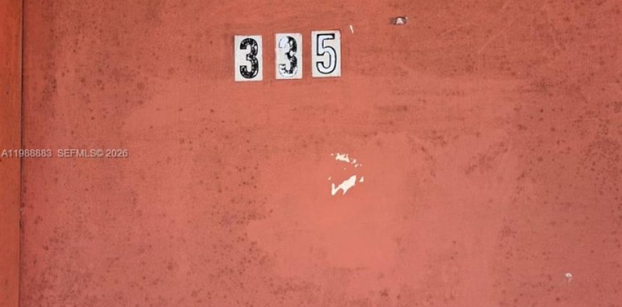 Кондоминиум с 2 спальнями в Майами, Флорида № 2051092