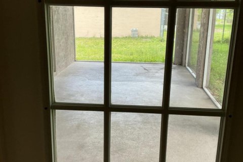 House in Port St. Lucie, Florida 4 bedrooms, 160.54 sq.m. № 2087136 - photo 10