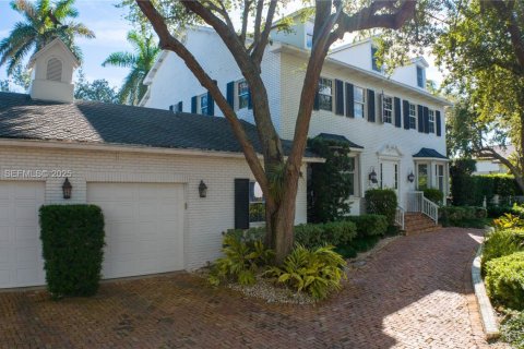 House in Fort Lauderdale, Florida 4 bedrooms, 432 sq.m. № 1990505 - photo 20
