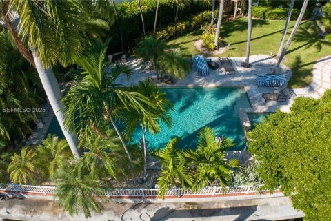 House in Fort Lauderdale, Florida 4 bedrooms, 432 sq.m. № 1990505 - photo 11