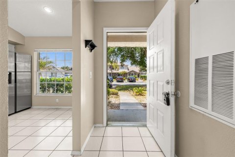 Townhouse in Orlando, Florida 3 bedrooms, 106.74 sq.m. № 2093804 - photo 15