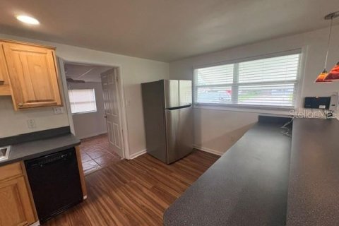 Villa ou maison à louer à Largo, Floride: 3 chambres, 104.89 m2 № 2386382 - photo 10