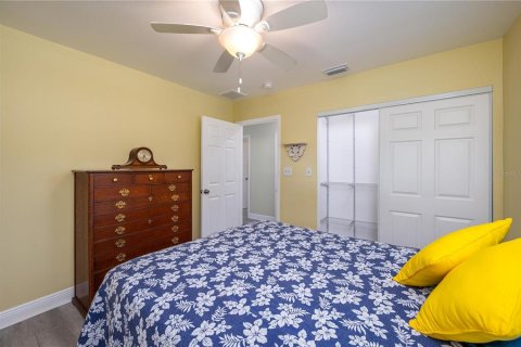 House in Lake Wales, Florida 2 bedrooms, 130.06 sq.m. № 2156373 - photo 27