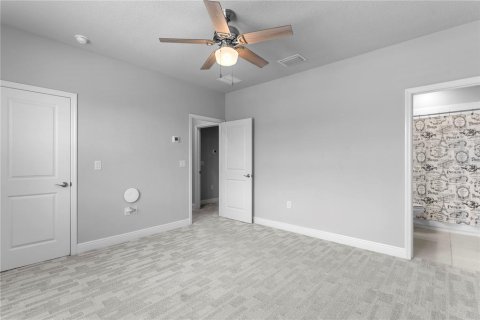 Townhouse in Palm Harbor, Florida 3 bedrooms, 215.9 sq.m. № 2157501 - photo 26