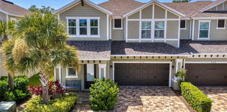 Townhouse in Palm Harbor, Florida 3 bedrooms, 215.9 sq.m. № 2157501