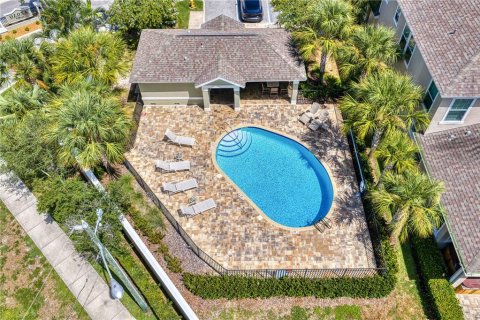 Townhouse in Palm Harbor, Florida 3 bedrooms, 215.9 sq.m. № 2157501 - photo 28
