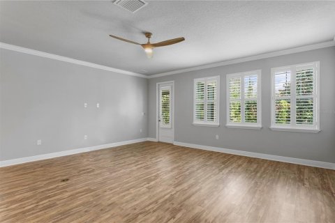 Townhouse in Palm Harbor, Florida 3 bedrooms, 215.9 sq.m. № 2157501 - photo 10