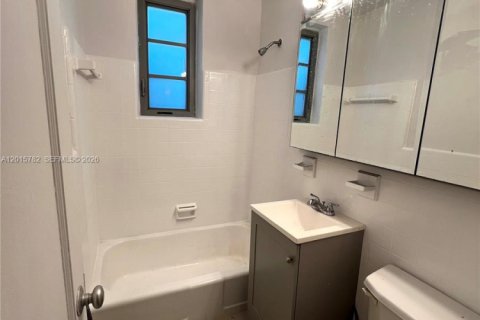 Copropriété à louer à Miami Beach, Floride: 30.19 m2 № 2266188 - photo 7